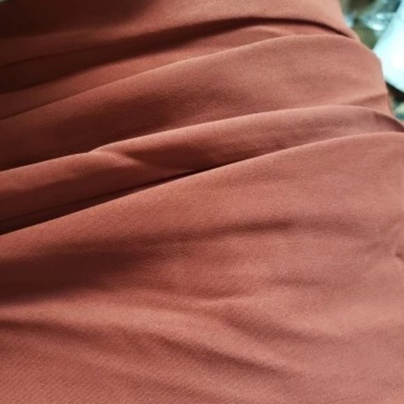 - Red Brown High Quality Dress Mid Slit - Picture 4 of 4